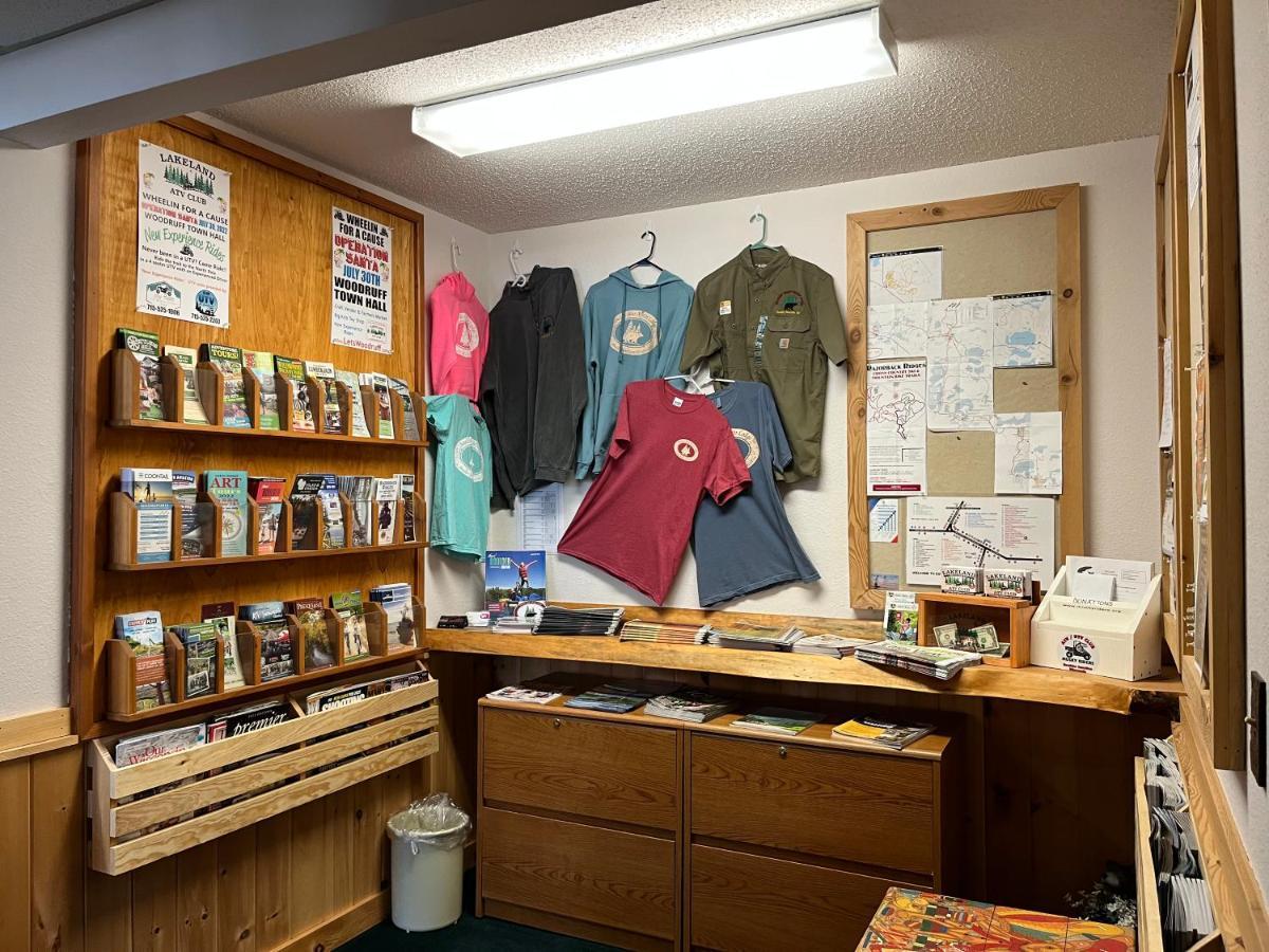 Boulder Bear Motor Lodge Boulder Junction Dış mekan fotoğraf