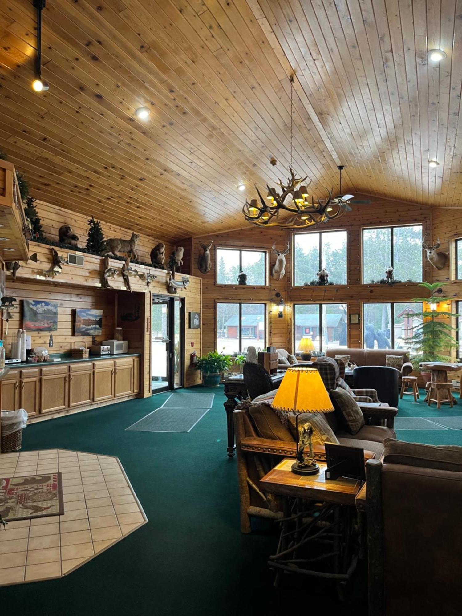 Boulder Bear Motor Lodge Boulder Junction Dış mekan fotoğraf